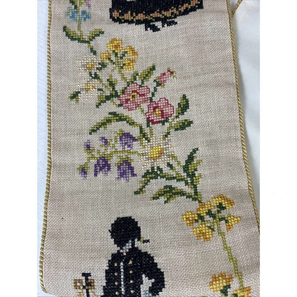 VTG Bell Pull Cross-Stitch Needlepoint Fabric Victorian Colonial Floral Couples